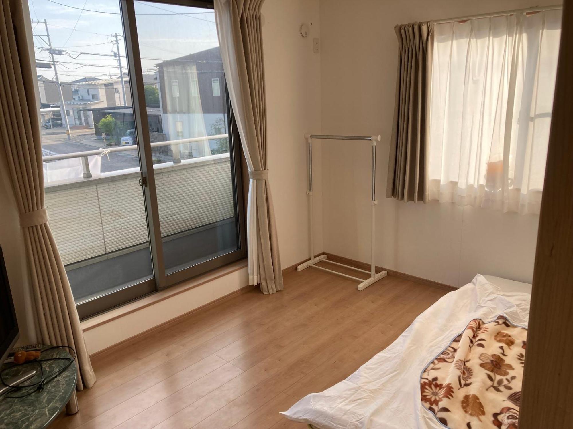 オルちゅーばーハウス#Youtuberオーナー滞在型#一軒家の各部屋をご提供#内鍵ありoruchuba House Fukui Eksteriør bilde